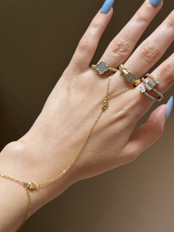 2 stones hand chain