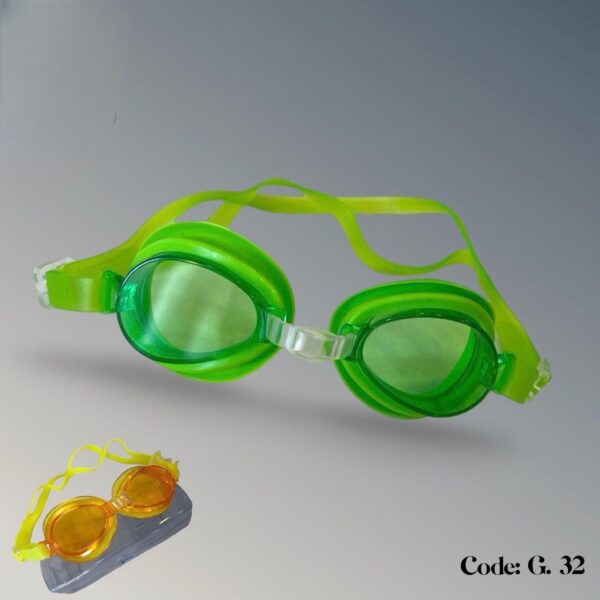 Swim goggles